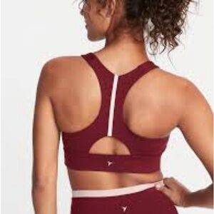 Old Navy Sports Bra High Neck Razorback Red Burgundy Size Medium